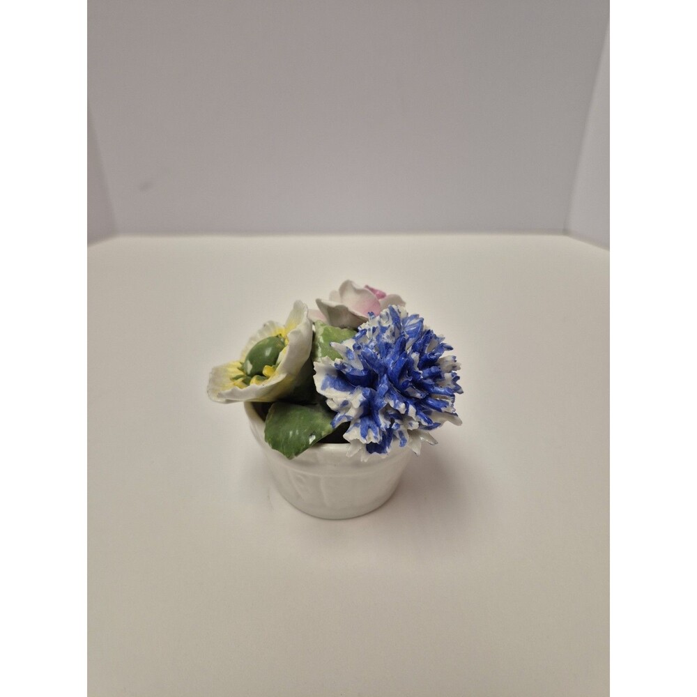 Vintage  Porcelain Radnor 3” Bone China Floral Vase (Staffordshire England)